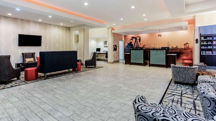 La Quinta Inn & Suites Andrews Lobby