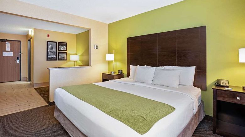 <b>La Quinta Inn & Suites Boise Airport Suite</b>. Images powered by <a href="https://iceportal.shijigroup.com/" title="IcePortal" target="_blank">IcePortal</a>.