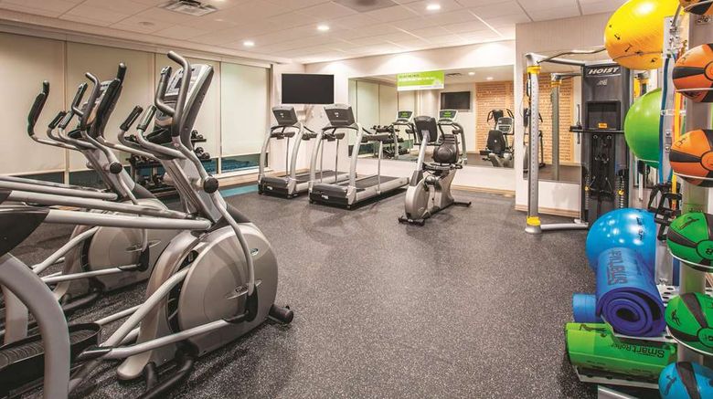 <b>La Quinta Inns & Suites Duluth Health</b>. Images powered by <a href="https://iceportal.shijigroup.com/" title="IcePortal" target="_blank">IcePortal</a>.