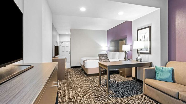 <b>La Quinta Inn & Suites Corpus Christi Suite</b>. Images powered by <a href="https://iceportal.shijigroup.com/" title="IcePortal" target="_blank">IcePortal</a>.