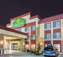La Quinta Inn & Suites O'Fallon, IL Exterior