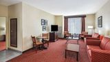 La Quinta Inn & Suites Anniston Suite