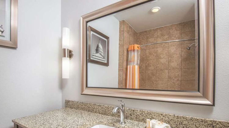 La Quinta Inn & Suites Guthrie Room