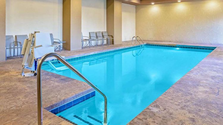 La Quinta Inn & Suites Guthrie Pool
