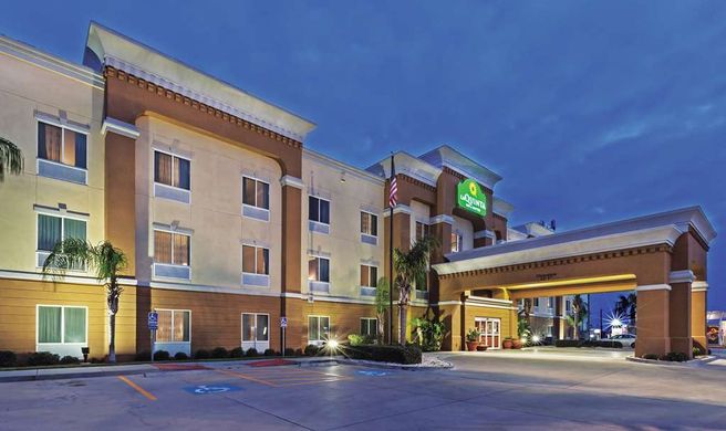 La Quinta Inn & Suites N Padre Isl Exterior