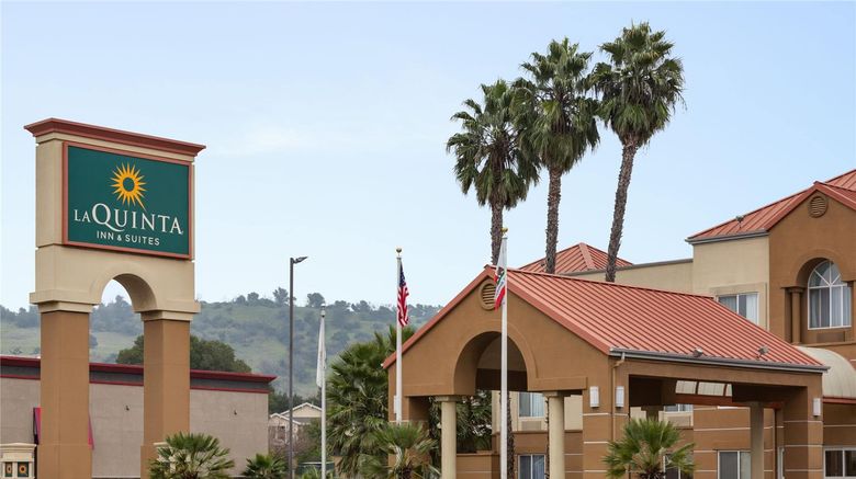 <b>La Quinta Inn & Suites Napa Valley Exterior</b>. Images powered by <a href="https://iceportal.shijigroup.com/" title="IcePortal" target="_blank">IcePortal</a>.