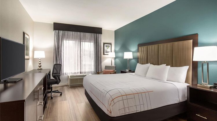 La Quinta Inn & Suites Napa Valley Room