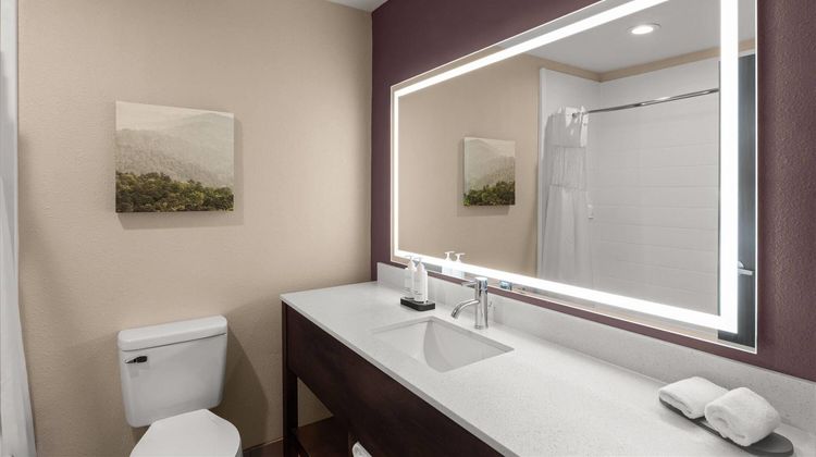 La Quinta Inn & Suites Fayetteville Room