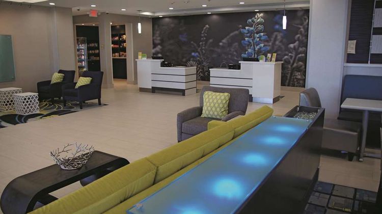 La Quinta Inn & Sts North Sienna Tower Lobby