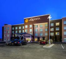 La Quinta Inn & Sts North Sienna Tower Exterior