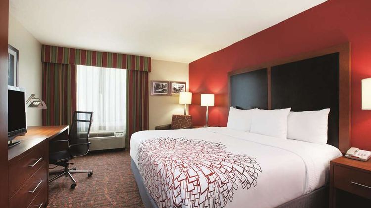 La Quinta Inn & Suites Historic Area Room