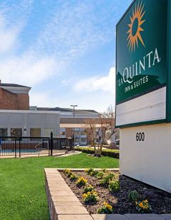 La Quinta Inn & Suites Historic Area