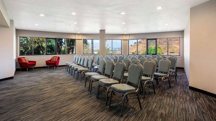 La Quinta Inn & Suites Pomona Meeting