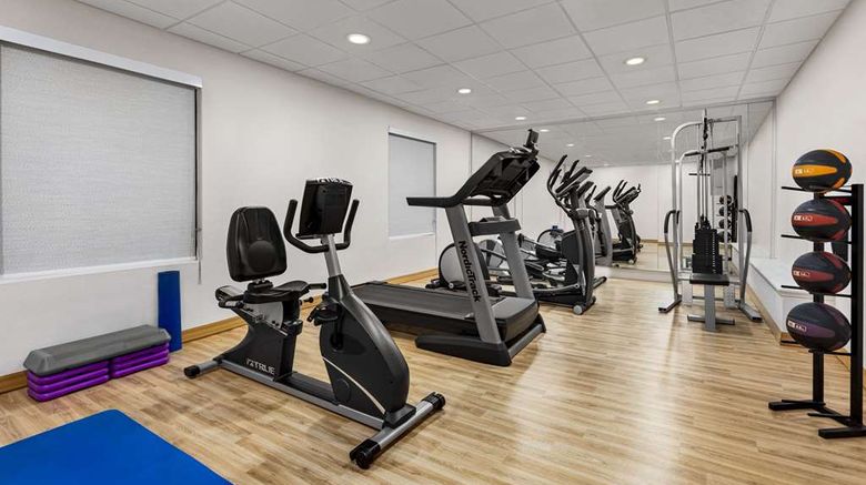 <b>La Quinta Inn & Suites Mt. Laurel Health</b>. Images powered by <a href="https://iceportal.shijigroup.com/" title="IcePortal" target="_blank">IcePortal</a>.