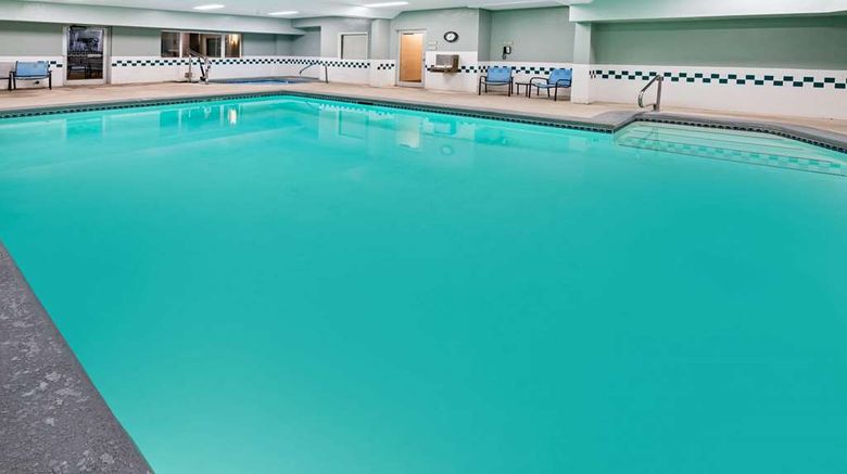 <b>La Quinta Inn & Suites Logan Pool</b>. Images powered by <a href="https://iceportal.shijigroup.com/" title="IcePortal" target="_blank">IcePortal</a>.