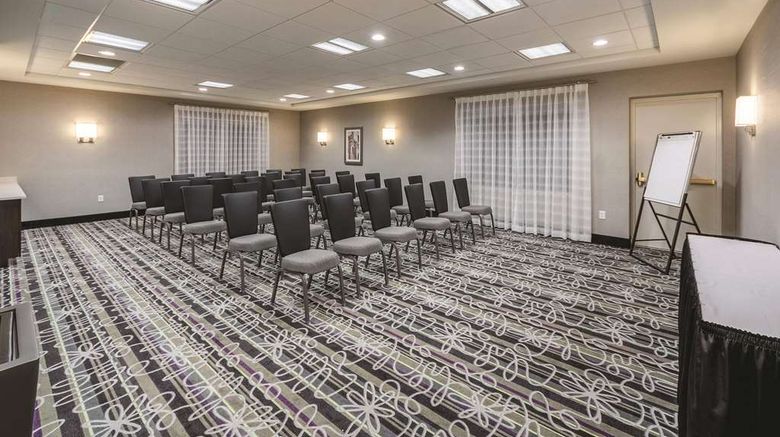 <b>La Quinta Inn/Stes San Antonio Downtown Meeting</b>. Images powered by <a href="https://iceportal.shijigroup.com/" title="IcePortal" target="_blank">IcePortal</a>.
