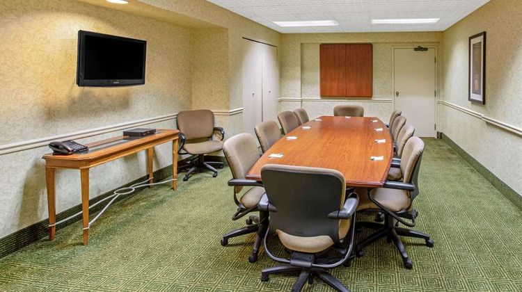 La Quinta Inn & Suites Appleton Meeting