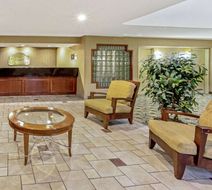 La Quinta Inn & Suites Appleton Lobby