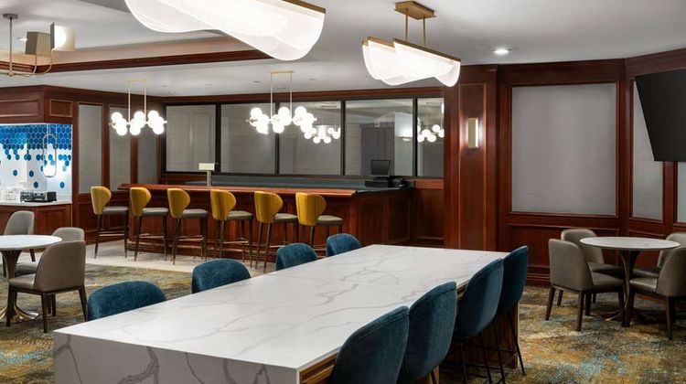 La Quinta Inn & Suites American Center Restaurant