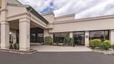 Ramada by Wyndham Fairfield Exterior