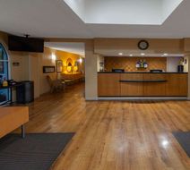 La Quinta Inn Deerfield Beach Lobby