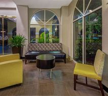 La Quinta Inn & Suites Miami Lakes Lobby