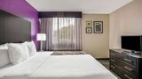 <b>La Quinta Inn & Suites Miami Lakes Suite</b>. Images powered by <a href="https://iceportal.shijigroup.com/" title="IcePortal" target="_blank">IcePortal</a>.