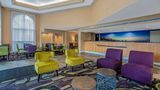 <b>La Quinta Inn & Suites Naples Downtown Lobby</b>. Images powered by <a href="https://iceportal.shijigroup.com/" title="IcePortal" target="_blank">IcePortal</a>.