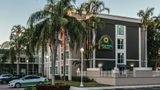 La Quinta Inn Plantation Exterior