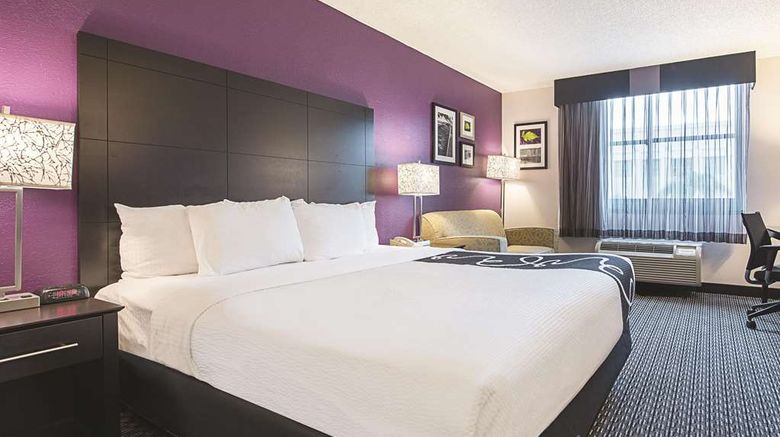 <b>La Quinta Inn Plantation Room</b>. Images powered by <a href="https://iceportal.shijigroup.com/" title="IcePortal" target="_blank">IcePortal</a>.