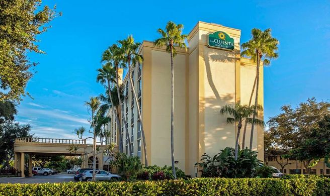 La Quinta Inn West Palm Beach Exterior