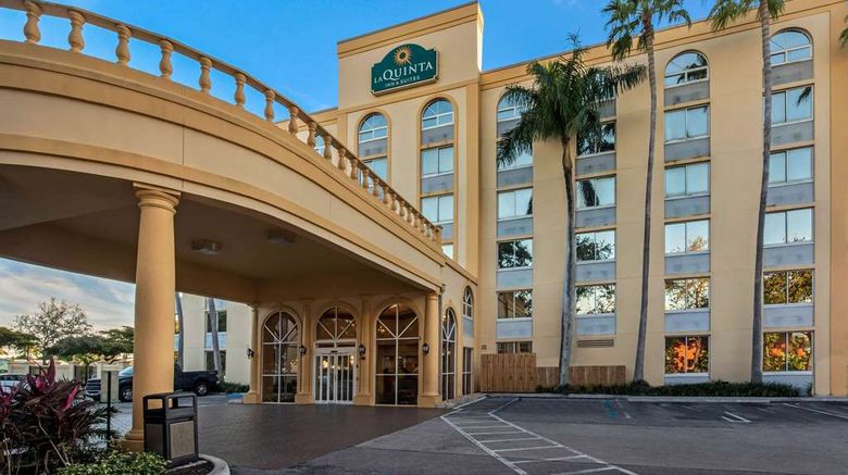 <b>La Quinta Inn West Palm Beach Exterior</b>. Images powered by <a href="https://iceportal.shijigroup.com/" title="IcePortal" target="_blank">IcePortal</a>.