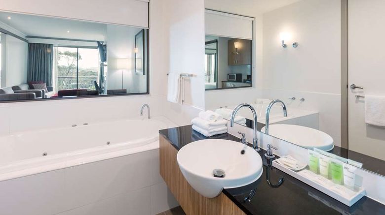 <b>RACV Goldfields Resort Creswick Room</b>. Images powered by <a href="https://iceportal.shijigroup.com/" title="IcePortal" target="_blank">IcePortal</a>.