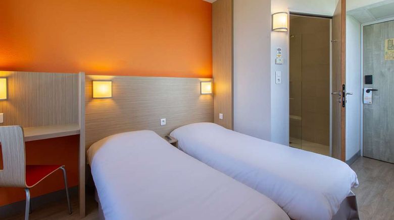 <b>Premiere Classe Chartres Sud-Barjouville Room</b>. Images powered by <a href="https://iceportal.shijigroup.com/" title="IcePortal" target="_blank">IcePortal</a>.