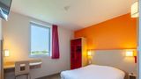 Premiere Classe Chartres Sud-Barjouville Room