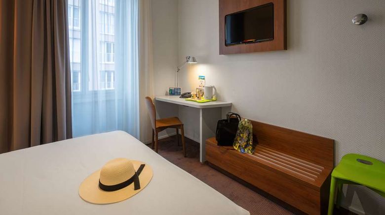 <b>Campanile Annecy Centre Gare Room</b>. Images powered by <a href="https://iceportal.shijigroup.com/" title="IcePortal" target="_blank">IcePortal</a>.