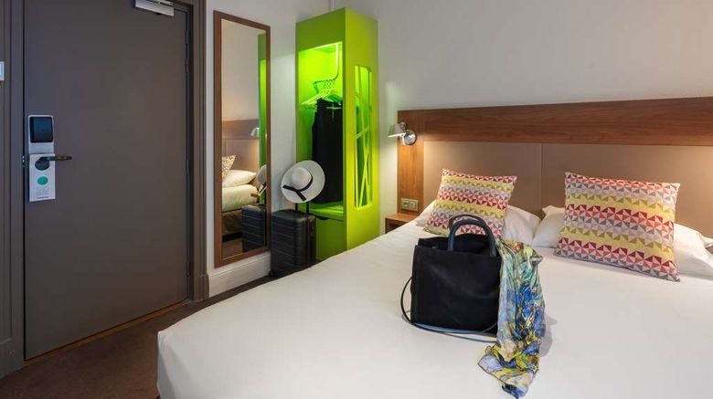 <b>Campanile Annecy Centre Gare Room</b>. Images powered by <a href="https://iceportal.shijigroup.com/" title="IcePortal" target="_blank">IcePortal</a>.