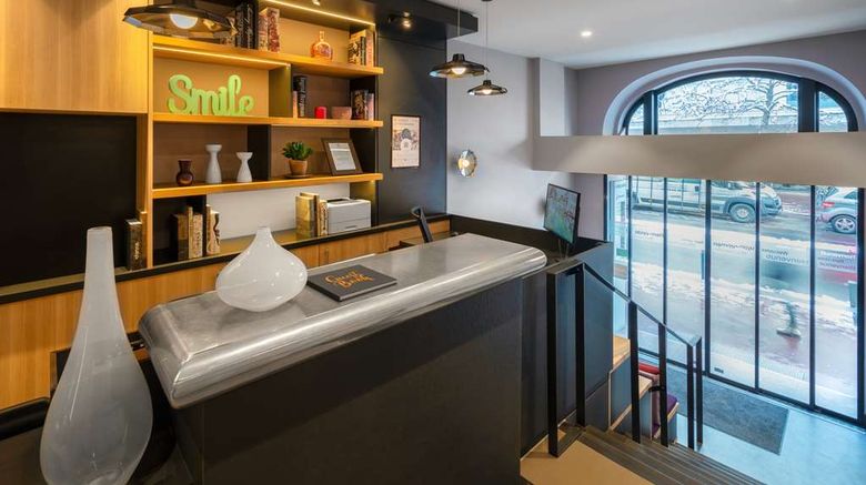 <b>Campanile Annecy Centre Gare Lobby</b>. Images powered by <a href="https://iceportal.shijigroup.com/" title="IcePortal" target="_blank">IcePortal</a>.