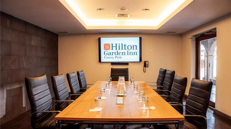 <b>Hilton Garden Inn Cusco Meeting</b>. Images powered by <a href="https://iceportal.shijigroup.com/" title="IcePortal" target="_blank">IcePortal</a>.