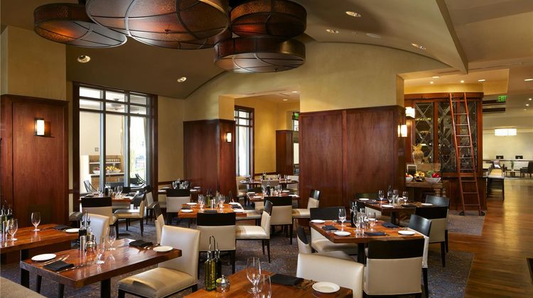 Hilton Grand Vacations Club Las Palmeras Restaurant