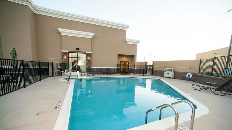 <b>Hilton Garden Inn San Antonio-Live Oak Pool</b>. Images powered by <a href="https://iceportal.shijigroup.com/" title="IcePortal" target="_blank">IcePortal</a>.
