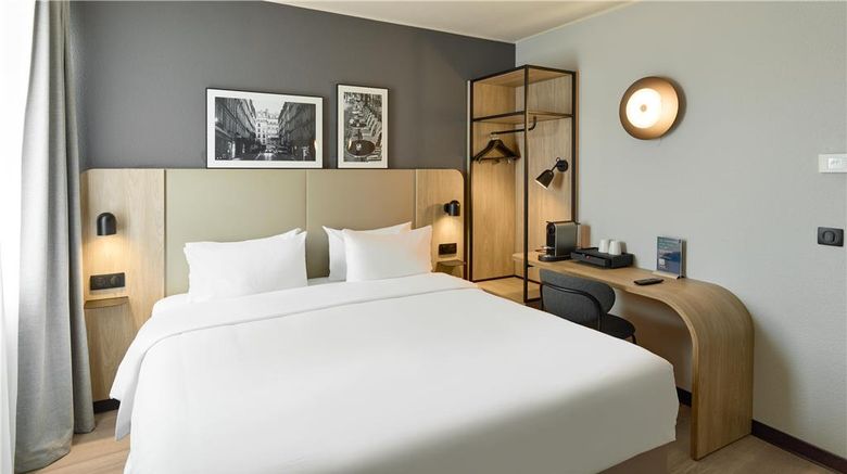 <b>Campanile MLV Bussy St Georges Room</b>. Images powered by <a href="https://iceportal.shijigroup.com/" title="IcePortal" target="_blank">IcePortal</a>.