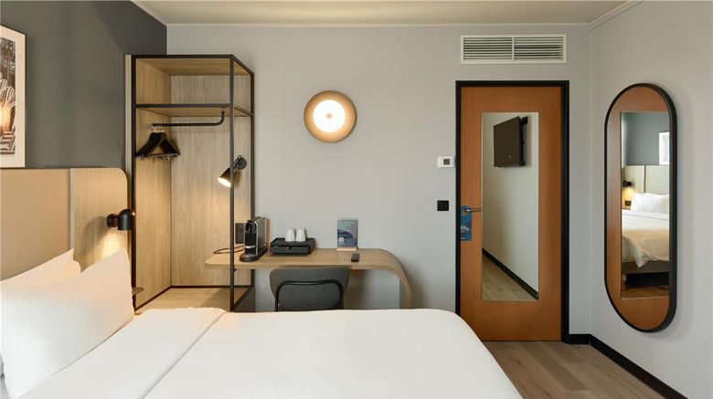 <b>Campanile MLV Bussy St Georges Room</b>. Images powered by <a href="https://iceportal.shijigroup.com/" title="IcePortal" target="_blank">IcePortal</a>.