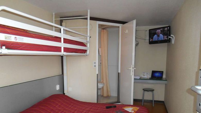 <b>Premiere Classe Montlucon-St Victor Room</b>. Images powered by <a href="https://iceportal.shijigroup.com/" title="IcePortal" target="_blank">IcePortal</a>.