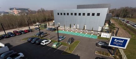 Kyriad Prestige-Zenith-Palais de Sports Exterior