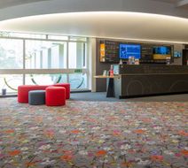 Kyriad Montchanin-Le Creusot Lobby