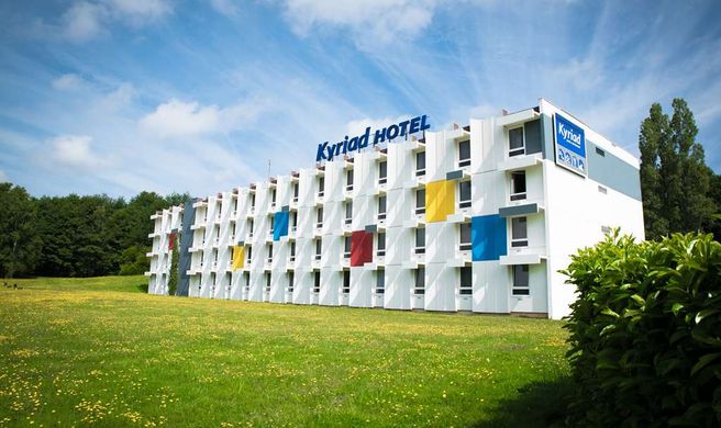 Kyriad Montchanin-Le Creusot Exterior