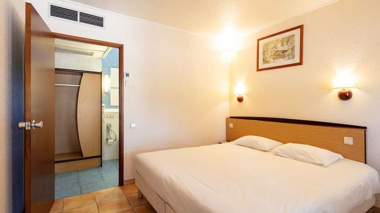 <b>Campanile Setubal Room</b>. Images powered by <a href="https://iceportal.shijigroup.com/" title="IcePortal" target="_blank">IcePortal</a>.