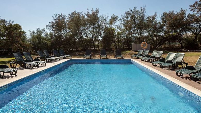 <b>Campanile Setubal Pool</b>. Images powered by <a href="https://iceportal.shijigroup.com/" title="IcePortal" target="_blank">IcePortal</a>.