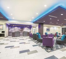 La Quinta Inn & Suites Enid Lobby